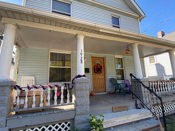 2nd image of 1928 W 58th St #2