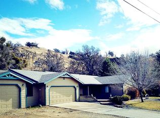 27420 Oakflat Dr, Tehachapi, CA 93561