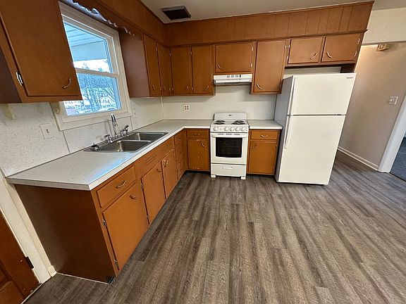 5th image of 4247 Locust Ln APT 3