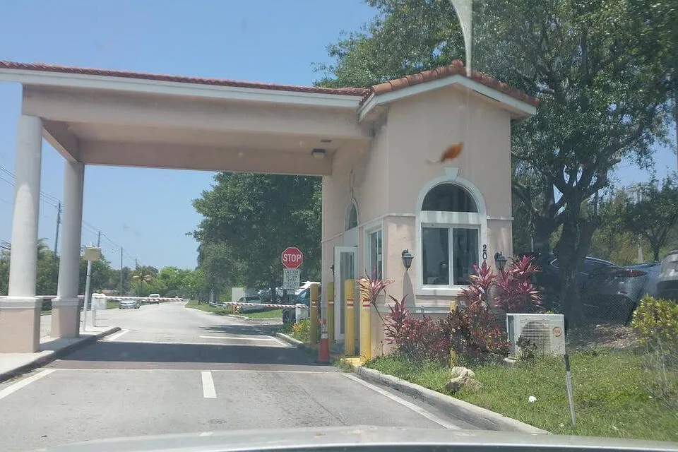 20400 NW 7th Ave #204