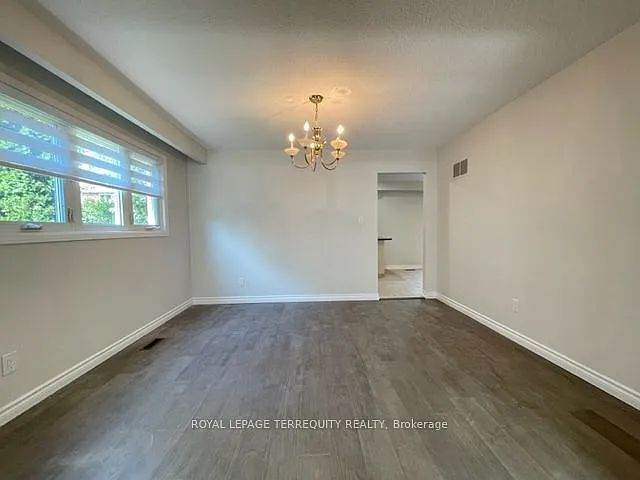 743 Fieldstone Rd — Photo 7