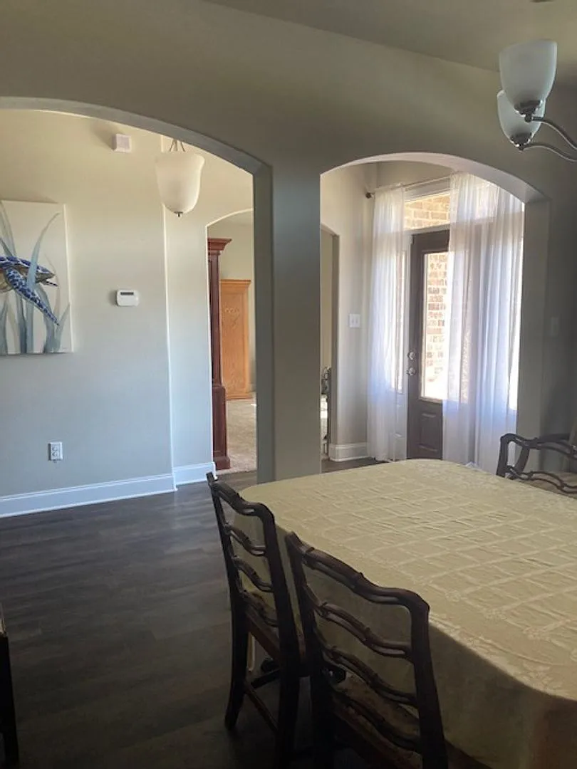 Gulfport 5 Bedroom — Photo 3