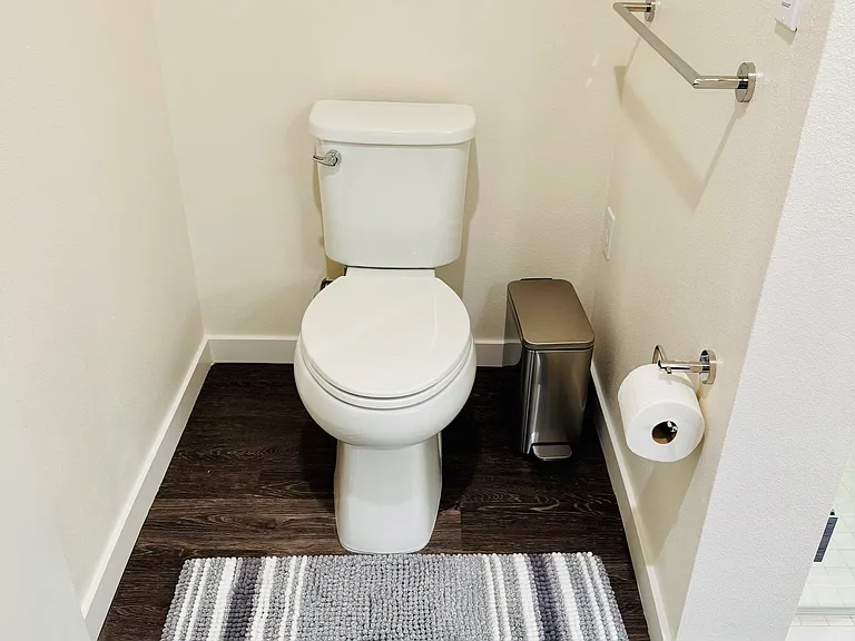 Master Bathroom 1_4