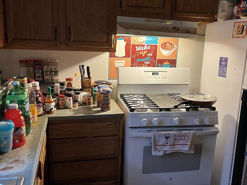 2nd image of 27 Polk Rd