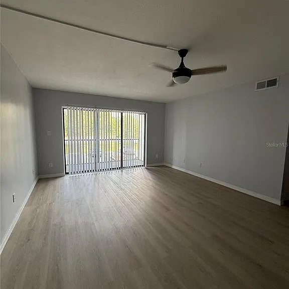 1223 S Pine Ridge Cir #23 — Photo 6