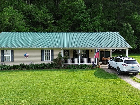 2nd image of 84 Dogwood Dr