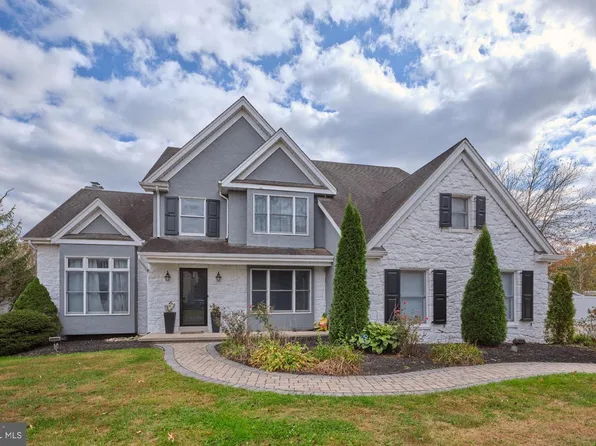 5281 Harrington Ct, Doylestown, PA 18902