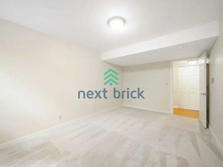 14469 NE 12th Pl — Photo 26
