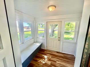 1032 N Rapids Rd, Manitowoc, WI 54220