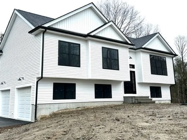 1334 Tremont St, North Dighton, MA 02764