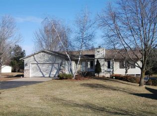 2128 Southern Ct, Cottage Grove, WI 53527