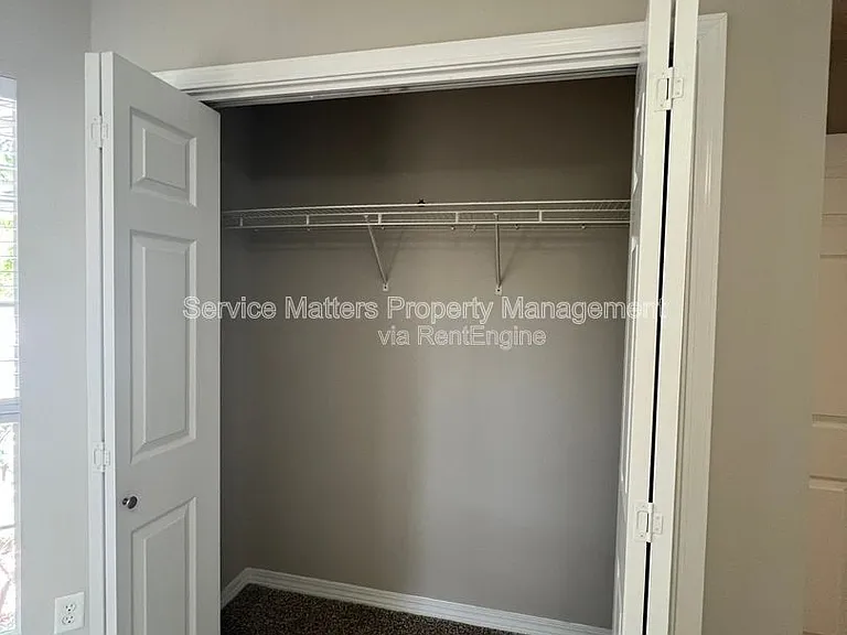 5959 Sleepy Hollow Ct — Photo 34