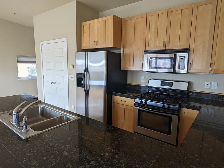 2020 Ionosphere St #16 — Photo 5