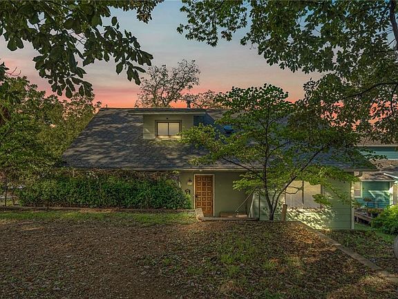 3rd image of 5365 Saratoga Dr
