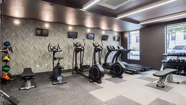 Rented by Nooklyn NYC LLC | media 31