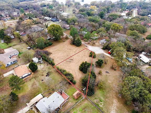 3rd image of 397 & 398 Briggs Blvd