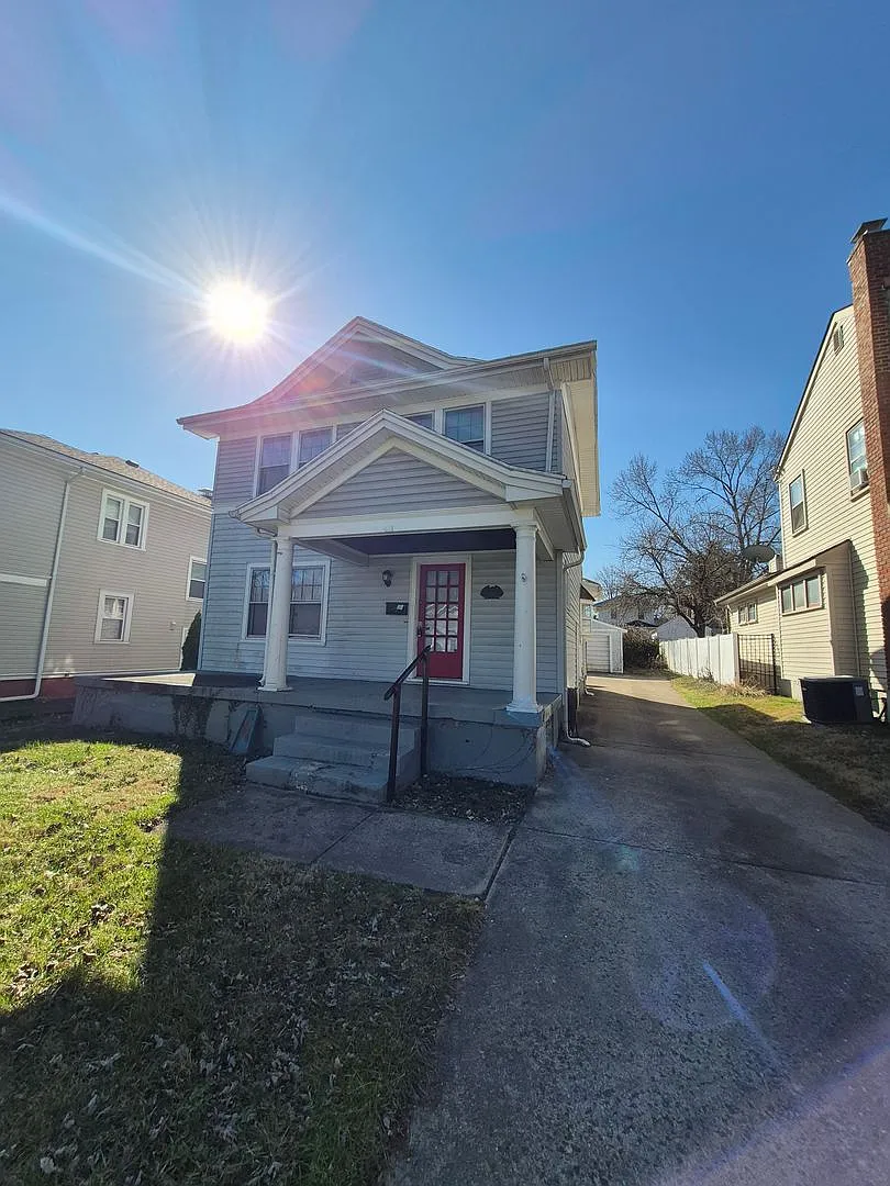 412 Knecht Dr photo 1