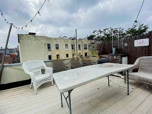 Rented by City Connections Realty | media 34