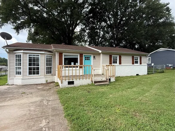 2560 Oakwood Ave, Concord, NC 28027