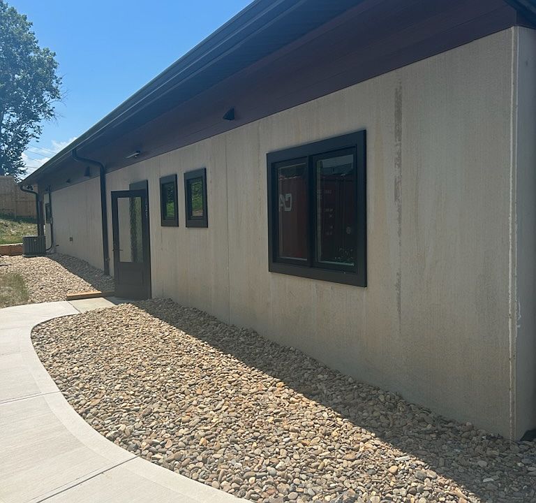Entrance to 2 bed/2 bath