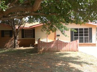 301 NW Avenue L, Andrews, TX 79714