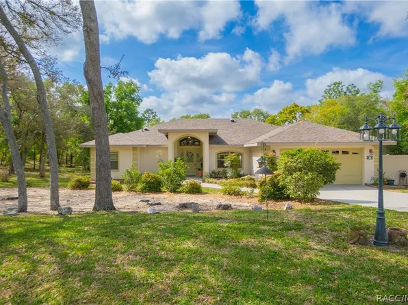 2174 E Celina St, Inverness, FL 34453