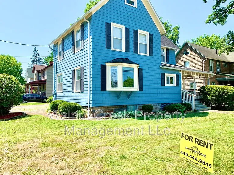 215 W Lorain St #DOWN — Photo 14