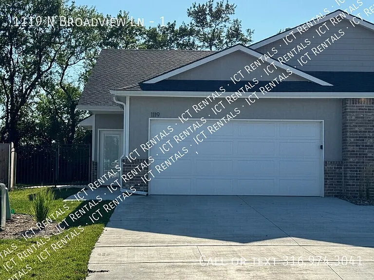 1119 N Broadview Ln #1 — Photo 18