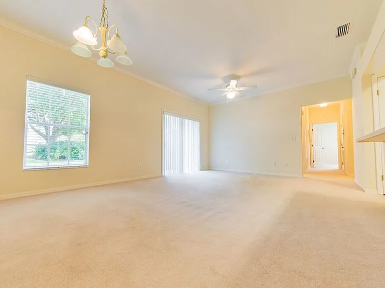 1203 Eagle Pond Dr — Photo 2