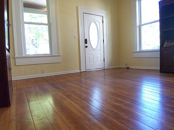 3rd image of 308 Park Dr