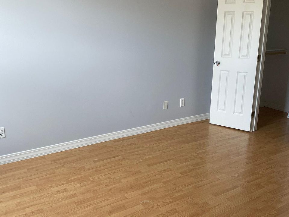 2nd image of 2537 Morningside Dr #2537