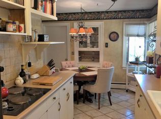 154 Vineland Ave, East Longmeadow, MA 01028