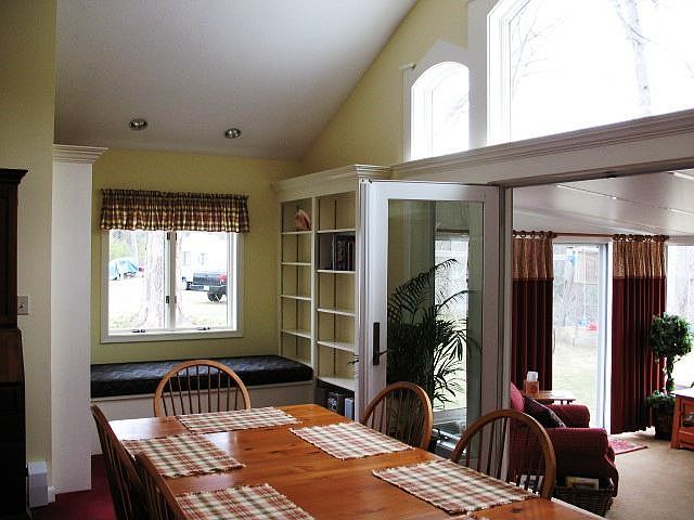 2nd image of 20 Oakridge Dr