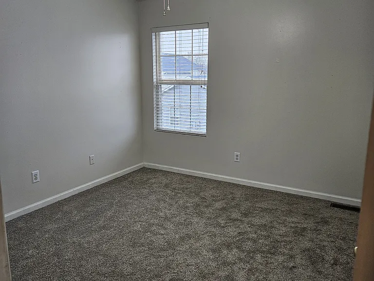 2144 Curtiswood Dr — Photo 7