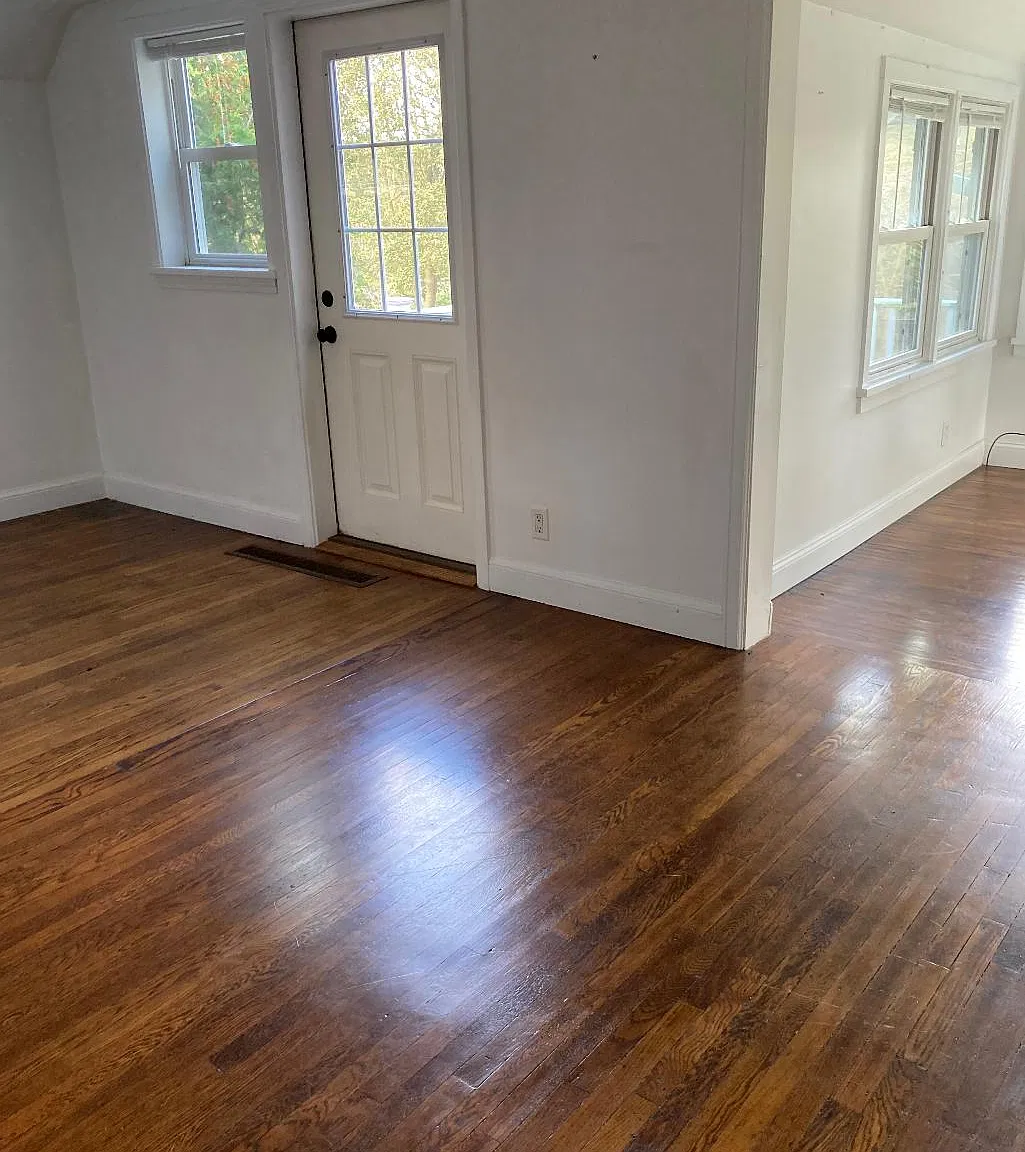 2 bed, 1100 sqft, $1,500 — Photo 3