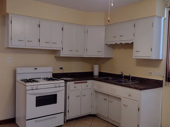 3rd image of 2247 S 17th Ave