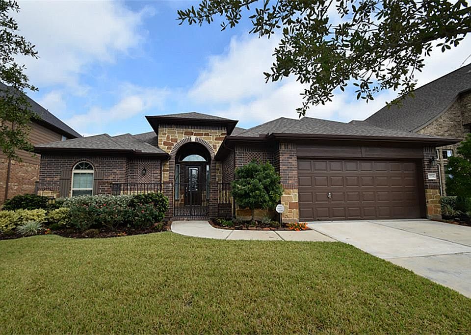 1st image of 27714 Halls Farms Ln