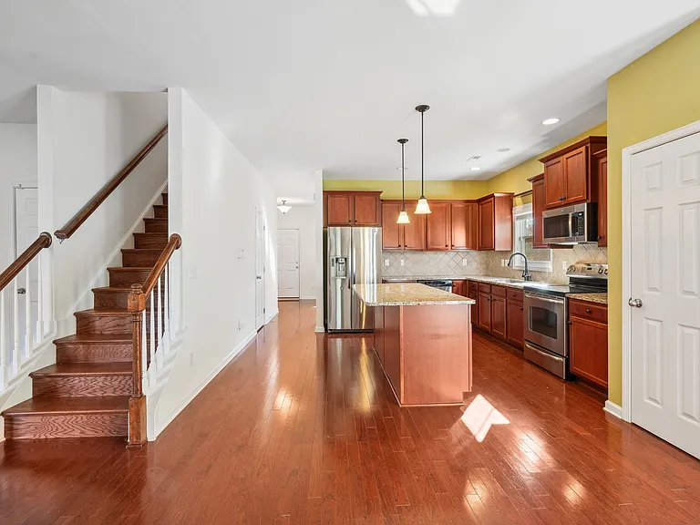 3406 Alman Dr — Photo 7