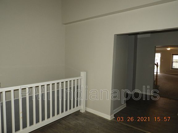 4th image of 1510 E Markwood Ave