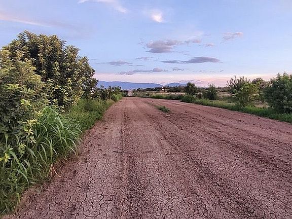 3rd image of 13915 N Us Highway 70