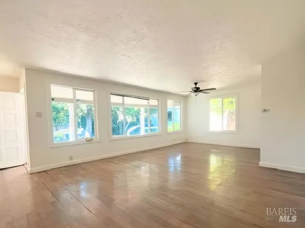 919 - 921 Naify Lane, Santa Rosa, CA 95407