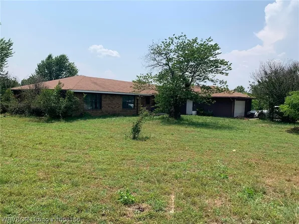 109126 S 4763rd Rd, Roland, OK 74954
