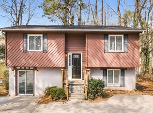 9039 Raven Dr, Jonesboro, GA 30238