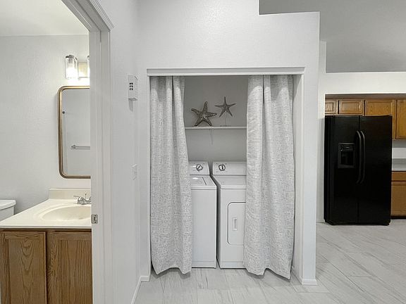 5th image of 1120 N Val Vista Dr Unit 14