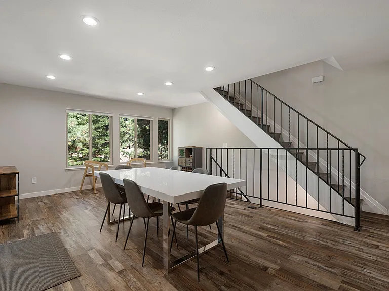 100 Lake Village Dr — Photo 15