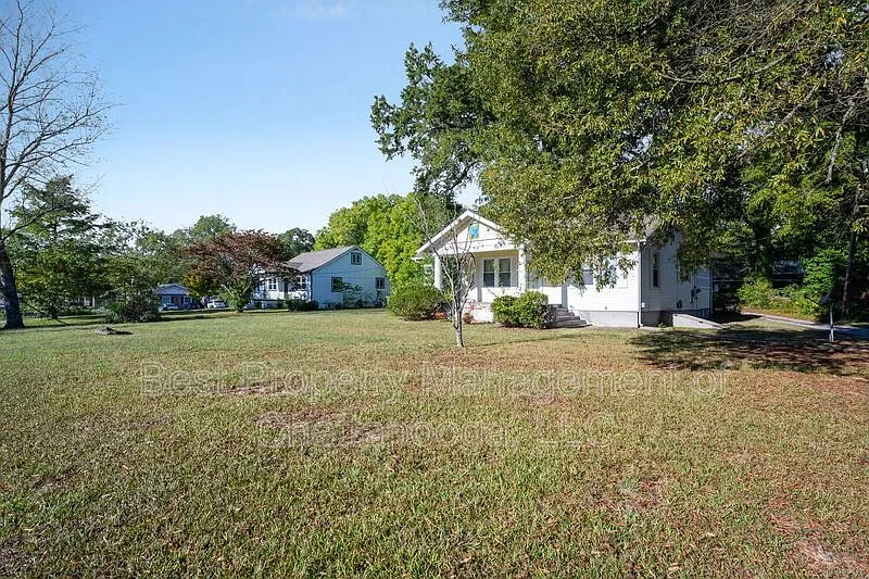 3 bed, 2.0 bath, 1680 sqft, $1,950 — Photo 3