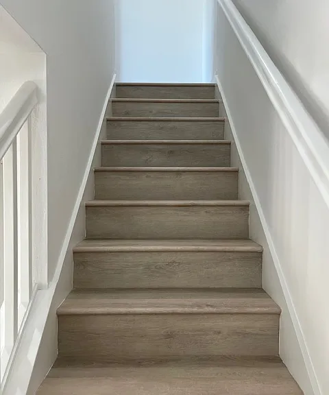 726 Cottage Ct — Photo 8