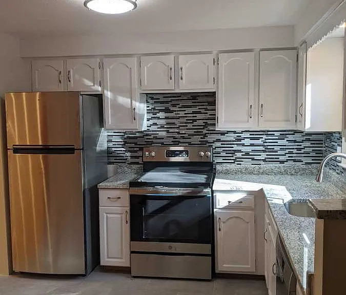 28 Otis St #28F — Photo 22
