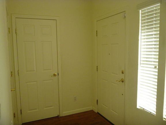 3rd image of 2942 Flora Springs Way