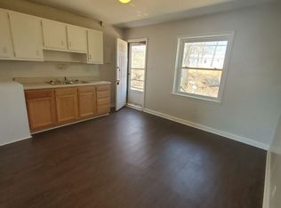 Cambridge Apartments | 2332 N. Cherry Street Apt C, Winston Salem, NC 27105